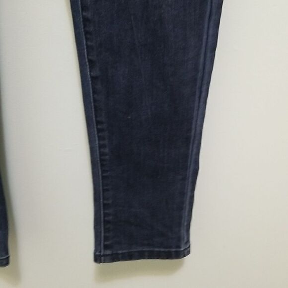 Hybrid & Co, distressed skinny Jean's. Size 14. - Picture 3 of 6